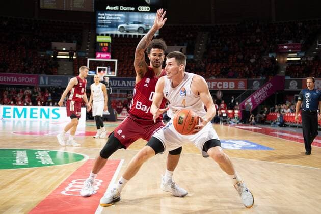 Nick Weiler Babb 0 FC Bayern , David Kraemer 1 Loewen Braunschweig , FC Bayern Basketball vs Loewen Braunschweig, easyCredit BBL, 10 10 2021 Muenchen Bayern Germany Copyright: xkolbert-press UlrichxGamelx