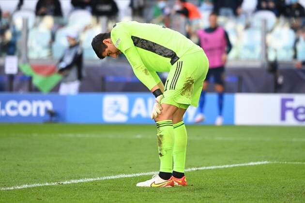 TORINO, ITALY - OCTOBER 10 : Thibaut Courtois goalkeeper of Belgium during to the UEFA Nations League Finals 2021 Third Place match between Italy and Belgium on October 10, 2021 in Torino, Italy, 10 10 2021 ( Italy v Belgium UEFA Nations League Third Place Match PhotoNews Panoramic 