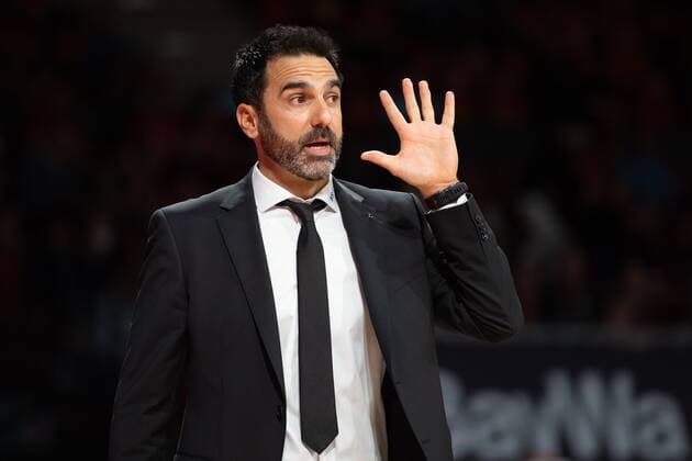Headcoach Jesus Ramirez Loewen Braunschweig , FC Bayern Basketball vs Loewen Braunschweig, easyCredit BBL, 10 10 2021 Muenchen Bayern Germany Copyright: xkolbert-press UlrichxGamelx