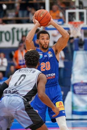 GER, Basketball, Bundesliga, Maenner, 2021 2022, 3 Spieltag, Syntainics MBC HARKO Merlins Crailsheim, 10 10 2021, v l T J Shorts Crailsheim, 0 , Jamel Morris MBC, 20 GER, Basketball, Bundesliga, Maenner, 2021 2022, 3 Spieltag, Syntainics MBC HARKO Merlins Crailsheim, 10 10 2021, Copyright: xSchulz Eibner-Pressefotox ep_eer