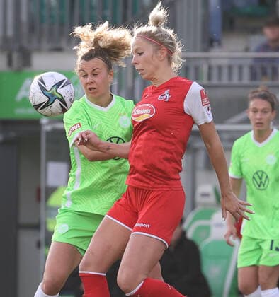 VfL Women vs Cologne Football, Women, Season 21 22, Flyeralarm Bundesliga, Matchday 5, VfL Wolfsburg vs 1 FC Cologne, Picture shows Lena Lattwein VfL, 8 Wolfsburg