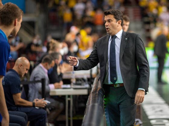 Aito Garcia Reneses Alba Berlin, head coach , MHP Riesen vs Alba Berlin, basketball, Bundesliga, easyCredit BBL, 3 matchday, season 2021 2022, 10 10 2021, MHP Riesen vs Alba Berlin, basketball, Bundesliga, easyCredit BBL, 3 matchday, season 2021 2022, 10 10 2021 Ludwigsburg Copyright: xEibner-Pressefoto SaschaxWaltherx EP_swa