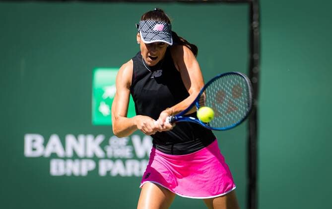 Mandatory Credit: Photo by Rob Prange Shutterstock (12524632p) Sorana Cirstea of Romania in action during the third round at the 2021 BNP Paribas Open WTA, Tennis Damen 1000 tennis tournament BNP Paribas Open, Tennis, Day 5, Indian Wells Tennis Garden, California, USA - 10 Oct 2021 BNP Paribas Open, Tennis, Day 5, Indian Wells Tennis Garden, California, USA - 10 Oct 2021 Copyright: xRobxPrange Shutterstockx 12524632p