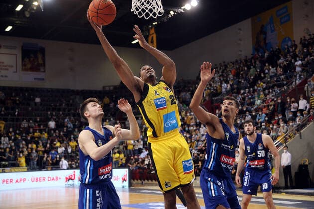 Tremmell Darden Riesen MHP Riesen Ludwigsburg vs Alba Berlin Basketball Bundesliga 2021 2022 Ludwigsburg , GER, 10 10 2021,