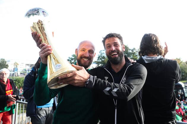 Coach Bennet Wiegert SC Magdeburg with Co Coach Yves Grafenhorst SC Magdeburg Reception for winning the IHF Super Globe Club World Championship 2021 in Saudi Arabia of the handball players of SC Magdeburg in front of the GETEC Arena in Magdeburg Handball,Man,Men,Germany,10 10 2021