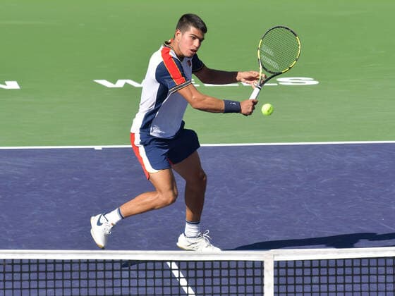 INDIAN WELLS, CA - OCTOBER 10: Carlos Alcaraz (ESP) in action during his men s singles match at the BNP Paribas Open on October 10, 2021, at the Indian Wells Tennis Garden, Indian Wells, CA. (Photo by Cynthia Lum Icon Sportswire) TENNIS: OCT 10 BNP Paribas Open Icon250211010629
