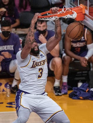 October 10, 2021, Los Angeles, California, USA: Anthony Davis 3 of the Los Angeles Lakers dunks the ball during their pre-season NBA, Basketball Herren, USA game with the Phoenix Suns on Sunday October 10, 2021 at the Staples Center in Los Angeles, California. PI Los Angeles USA - ZUMAp124 20211010_zaa_p124_012 Copyright: xJAVIERxROJASx