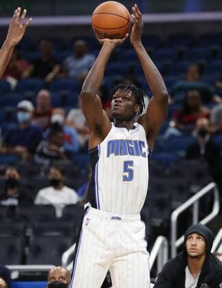 October 10, 2021, Orlando, FL, USA: Orlando Magic center Mo Bamba shoots against the San Antonio Spurs during a preseason game at the Amway Center on Sunday, Oct. 10, 2021 in Orlando, Florida. San Antonio won the game 101-100. Orlando USA - ZUMAm67_ 0138145738st Copyright: xStephenxM.xDowellx