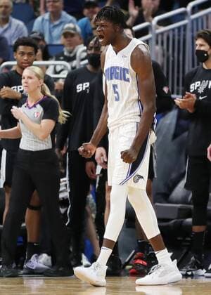 October 10, 2021, Orlando, FL, USA: Orlando Magic center Mo Bamba screams in celebration against the San Antonio Spurs in a preseason game at the Amway Center on Sunday, Oct. 10, 2021 in Orlando, Florida. San Antonio won the game 101-100. Orlando USA - ZUMAm67_ 0138146064st Copyright: xStephenxM.xDowellx