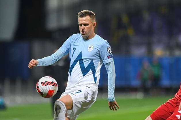 October 11, 2021, Maribor, Slovenia: Josip Ilicic of Slovenia seen in action during the 2022 FIFA World Cup, WM, Weltmeisterschaft, Fussball Group H Qualifier match between Slovenia and Russia. Maribor Slovenia - ZUMAs197 20211011_zaa_s197_157 Copyright: xMilosxVujinovicx