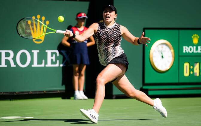 Mandatory Credit: Photo by Rob Prange Shutterstock (12524635k) Jelena Ostapenko of Latvia in action during the fourth round at the 2021 BNP Paribas Open WTA, Tennis Damen 1000 tennis tournament BNP Paribas Open, Tennis, Day 7, Indian Wells Tennis Garden, California, USA - 12 Oct 2021 BNP Paribas Open, Tennis, Day 7, Indian Wells Tennis Garden, California, USA - 12 Oct 2021 Copyright: xRobxPrange Shutterstockx 12524635k