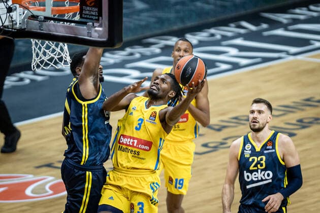 Basketball2Berlin 10 10 2021 Season 2021 2022 EuroLeague Regular Season Alba Berlin Fenerbahce Beko Istanbul Jaleen Smith Alba Berlin, No 03