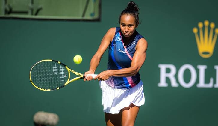 Mandatory Credit: Photo by Rob Prange Shutterstock (12524635cc) Leylah Fernandez of Canada in action during the fourth round at the 2021 BNP Paribas Open WTA, Tennis Damen 1000 tennis tournament BNP Paribas Open, Tennis, Day 7, Indian Wells Tennis Garden, California, USA - 12 Oct 2021 BNP Paribas Open, Tennis, Day 7, Indian Wells Tennis Garden, California, USA - 12 Oct 2021 Copyright: xRobxPrange Shutterstockx 12524635cc