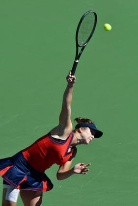 INDIAN WELLS, CA - OCTOBER 12: Elina Svitolina of the Ukraine serving during a tennis match played at the BNP Paribas Open on October 12, 2021 at the Indian Wells Tennis Garden in Indian Wells, CA. (Photo by John Cordes Icon Sportswire) TENNIS: OCT 12 BNP Paribas Open Icon506211012121