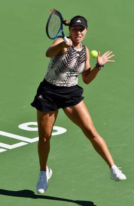 INDIAN WELLS, CA - OCTOBER 12: Jessica Pegula of the United States hits a forehand shot during a tennis match played at the BNP Paribas Open on October 12, 2021 at the Indian Wells Tennis Garden in Indian Wells, CA. (Photo by John Cordes Icon Sportswire) TENNIS: OCT 12 BNP Paribas Open Icon506211012124