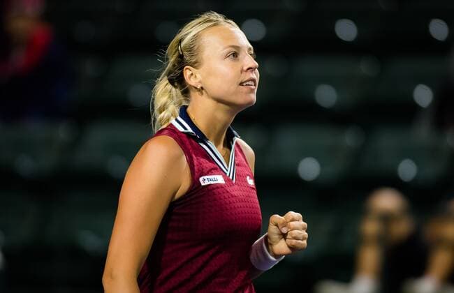 Mandatory Credit: Photo by Rob Prange Shutterstock (12524635dx) Anett Kontaveit of Estonia in action during the fourth round at the 2021 BNP Paribas Open WTA, Tennis Damen 1000 tennis tournament BNP Paribas Open, Tennis, Day 7, Indian Wells Tennis Garden, California, USA - 12 Oct 2021 BNP Paribas Open, Tennis, Day 7, Indian Wells Tennis Garden, California, USA - 12 Oct 2021 Copyright: xRobxPrange Shutterstockx 12524635dx