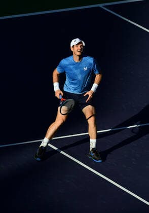 INDIAN WELLS, CA - OCTOBER 12: Andy Murray of Great Britain watches a high hit ball during a tennis match played at the BNP Paribas Open on October 12, 2021 at the Indian Wells Tennis Garden in Indian Wells, CA. (Photo by John Cordes Icon Sportswire) TENNIS: OCT 12 BNP Paribas Open Icon506211012518