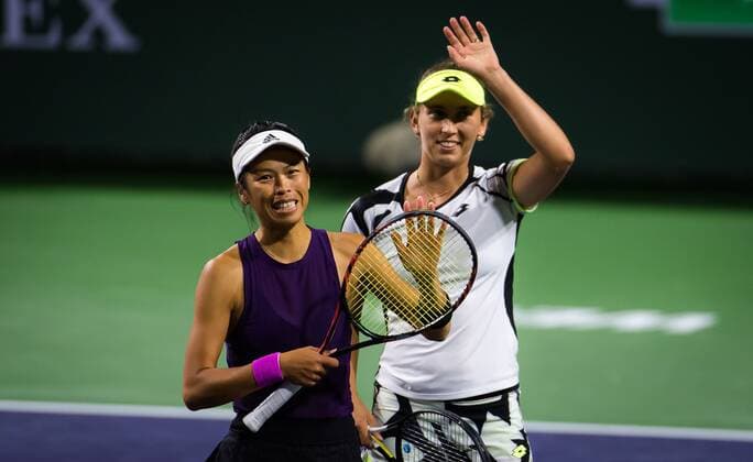Mandatory Credit: Photo by Rob Prange Shutterstock (12524635go) Su-Wei Hsieh of Chinese Taipeh & Elise Mertens of Belgium playing doubles at the 2021 BNP Paribas Open WTA, Tennis Damen 1000 tennis tournament BNP Paribas Open, Tennis, Day 7, Indian Wells Tennis Garden, California, USA - 12 Oct 2021 BNP Paribas Open, Tennis, Day 7, Indian Wells Tennis Garden, California, USA - 12 Oct 2021 Copyright: xRobxPrange Shutterstockx 12524635go