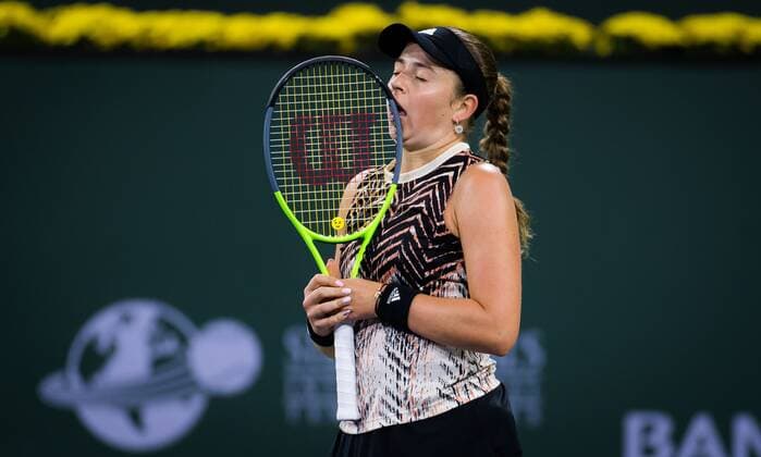 Mandatory Credit: Photo by Rob Prange Shutterstock (12524636bh) Jelena Ostapenko of Latvia in action during the quarter-finals of the 2021 BNP Paribas Open WTA, Tennis Damen 1000 tennis tournament BNP Paribas Open, Tennis, Day 8, Indian Wells Tennis Garden, California, USA - 13 Oct 2021 BNP Paribas Open, Tennis, Day 8, Indian Wells Tennis Garden, California, USA - 13 Oct 2021 Copyright: xRobxPrange Shutterstockx 12524636bh