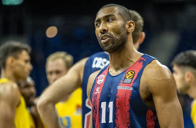 Basketball EuroLeague, ALBA Berlin Baskonia Vitoria Gasteiz, Matchday 4, Mercedes Benz Arena Jayson Granger of Saski Baskonia is on the court against his former club ALBA Berlin Saski Baskonia
