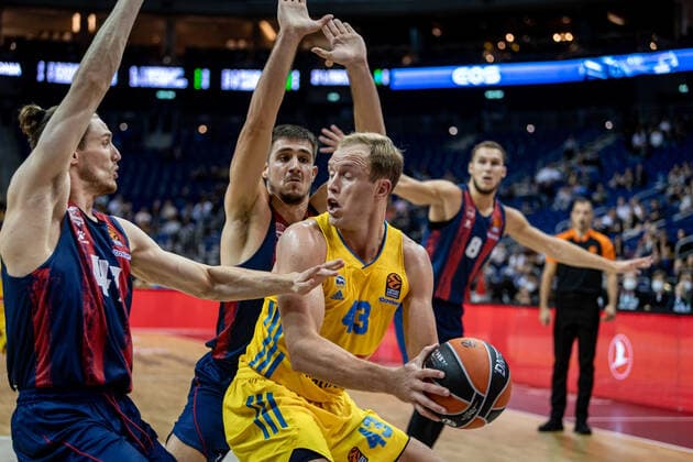Basketball Berlin 14 10 2021 2022 EuroLeague Regular Season Alba Berlin Baskiona Vitoria Gasteiz Luke Sikma Alba Berlin, No 43
