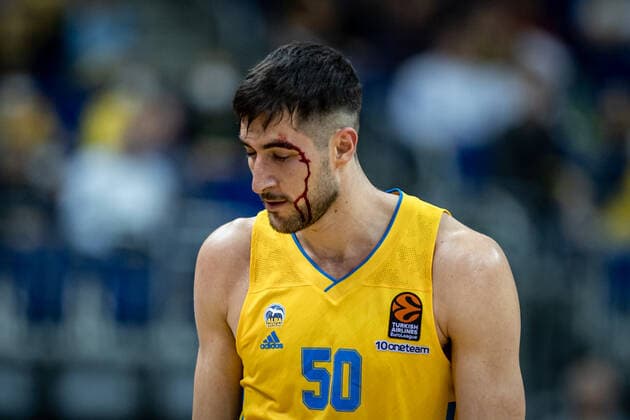 Basketball Berlin 14 10 2021 Season 2021 2022 EuroLeague Regular Season Alba Berlin Baskiona Vitoria Gasteiz Javel Zoosman Alba Berlin, No 50 Blood.