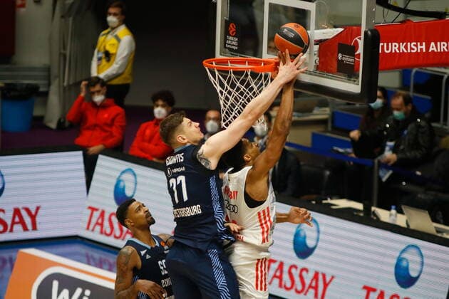 Saint Petersburg, Russia - 14 october 2021: Basketball. Euroleague 2021-2022, BC Zenit vs FC Bayern Munich. Player of the Zenit basketball club Arturas Gudaitis, Augustine Rubit MaksimxKonstantinov