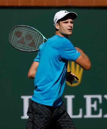 October 14, 2021 Hubert Hurkacz of Poland returns a shot against Grigor Dimitrov of Bulgaria during their quarterfinal match of the 2021 BNP Paribas Open at Indian Wells Tennis Garden in Indian Wells, California. Mandatory Photo Credit : CSM Indian Wells United States of America - ZUMAc04_ 20211014_zaf_c04_006 Copyright: xCharlesxBausx
