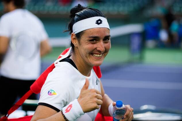 Mandatory Credit: Photo by Rob Prange Shutterstock (12524637ai) Ons Jabeur of Tunisia after the quarter-final at the 2021 BNP Paribas Open WTA, Tennis Damen 1000 tennis tournament BNP Paribas Open, Tennis, Day 9, Indian Wells Tennis Garden, California, USA - 14 Oct 2021 BNP Paribas Open, Tennis, Day 9, Indian Wells Tennis Garden, California, USA - 14 Oct 2021 Copyright: xRobxPrange Shutterstockx 12524637ai