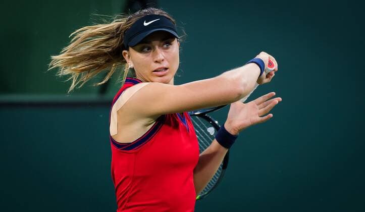 Mandatory Credit: Photo by Rob Prange Shutterstock (12524637av) Paula Badosa of Spain in action during the quarter-final at the 2021 BNP Paribas Open WTA, Tennis Damen 1000 tennis tournament BNP Paribas Open, Tennis, Day 9, Indian Wells Tennis Garden, California, USA - 14 Oct 2021 BNP Paribas Open, Tennis, Day 9, Indian Wells Tennis Garden, California, USA - 14 Oct 2021 Copyright: xRobxPrange Shutterstockx 12524637av
