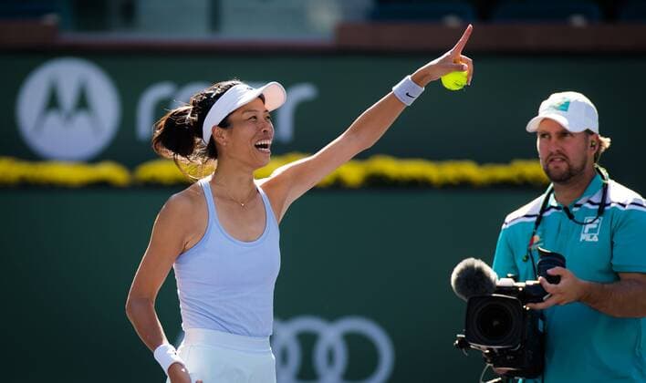 Mandatory Credit: Photo by Rob Prange Shutterstock (12524637ch) Elise Mertens of Belgium & Su-Wei Hsieh of Chinese Taipeh playing doubles at the 2021 BNP Paribas Open WTA, Tennis Damen 1000 tennis tournament BNP Paribas Open, Tennis, Day 9, Indian Wells Tennis Garden, California, USA - 14 Oct 2021 BNP Paribas Open, Tennis, Day 9, Indian Wells Tennis Garden, California, USA - 14 Oct 2021 Copyright: xRobxPrange Shutterstockx 12524637ch