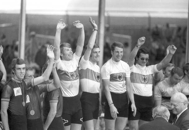 Olympic Games Munich 1972 Track Cycling Award Ceremony Track Four Germany V l Günter Haritz, Udo Hempel, Günther Schumacher and Jürgen Colombo 04 09 1972 HM