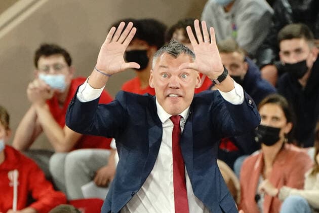 Sport Bilder des Tages Sarunas Jasikevicius (Coach de FC Barcelone) BASKETBALL : Monaco vs FC Barcelone - Euroligue - Monaco - 15 10 2021 NorbertScanella Panoramic 