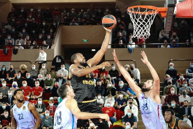 Will Thomas (AS Monaco) - Nikola Mirotic (FC Barcelone) BASKETBALL : Monaco vs FC Barcelone - Euroligue - Monaco - 15 10 2021 NorbertScanella Panoramic 