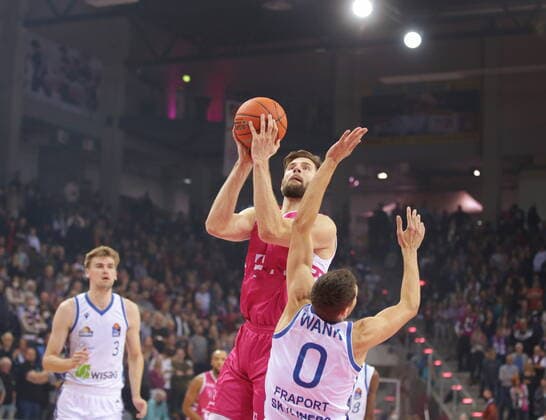 Leon Kratzer Telekom Baskets Bonn vs Lukas Wank Fraport Skyliners Frankfurt easyCredit BBL 1 Bundesliga , season 2021 2022 , main round 4 match day