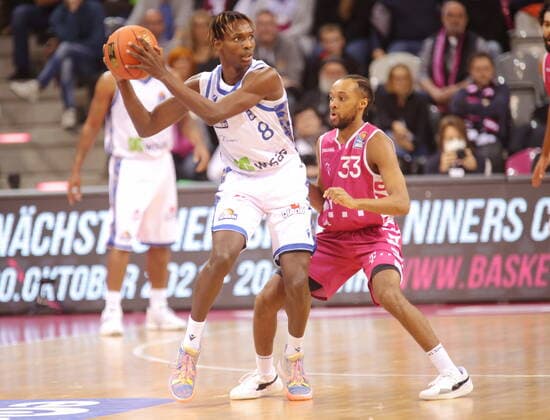 Parker Jackson Cartwright Telekom Baskets Bonn vs Brancou Badio Fraport Skyliners Frankfurt easyCredit BBL 1 Bundesliga , season 2021 2022 , main round 4 matchday