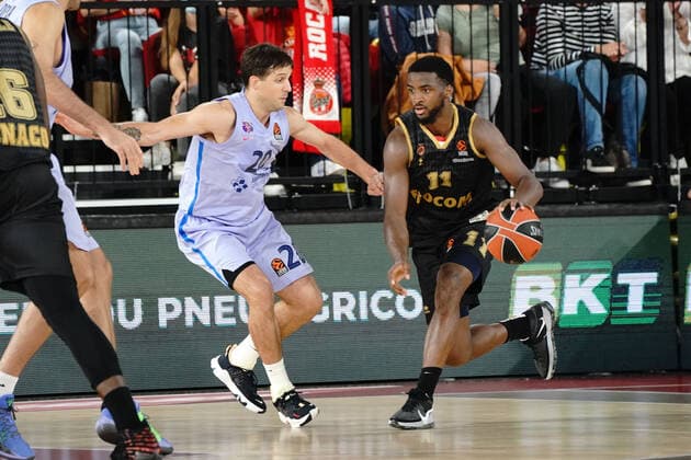 Alpha Diallo (AS Monaco) - Nicolas Laprovittola (FC Barcelone) BASKETBALL : Monaco vs FC Barcelone - Euroligue - Monaco - 15 10 2021 NorbertScanella Panoramic 