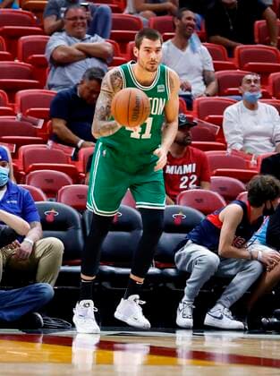 Boston Celtics forward Juancho Hernangomez in action during the first half of the NBA, Basketball Herren, USA basketball game between the Miami Heat and the Boston Celtics at FTX Arena in Miami, Florida, USA, 15 October 2021. Boston Celtics at Miami Heat !ACHTUNG: NUR REDAKTIONELLE NUTZUNG!  Copyright: xRHONAxWISEx AME124 20211016-d976f7ff33a02350ab861b3ae3045021de2aa217