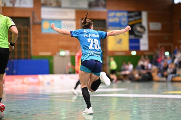 Handball I Women I Season 2021 2022 I 1 HBF I 5 Matchday I Buxtehuder SV HSG Bensheim Auerbach I 16 10 2021 Jubel Teresa von Prittwitz 28, Buxtehuder Sportverein Copyright: xBEAUTIFULxSPORTS Schlikisx