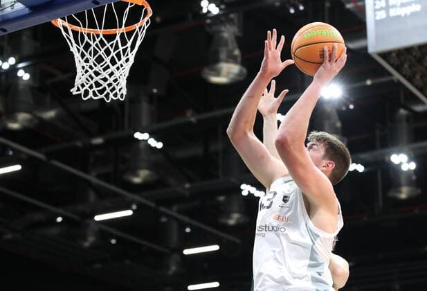 16 10 2021 Basketball Season 2021 2022 2 Bundesliga Pro A 05 Matchday Nürnberg Falcons Basketball Club NBC Team Ehingen Urspring DaMa Jonathan Maier 13, Nürnberg Falcons BC NBC