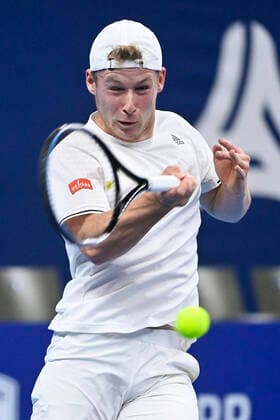 Belgian Gauthier Onclin pictured in action during a match between Italian Seppi and Belgian Onclin, in the qualifications for the European Open Tennis ATP, Tennis Herren tournament, in Antwerp, Sunday 17 October 2021. LAURIExDIEFFEMBACQ  x3114545x