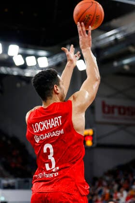 left Dominic Lockhart Brose Bamberg, 03 Brose Bamberg MLP Academics Heidelberg easyCredit BBL Basketball Bundesliga Saison 2021 22 Spieltag 4, 17 10 2021 Bamberg, Brose Arena Copyright: DanielxLöb