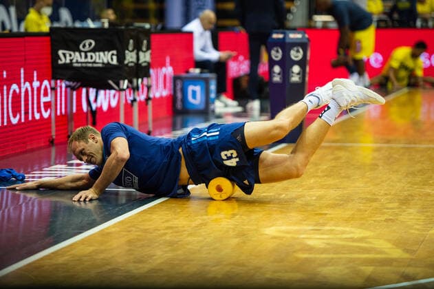 GER, Basketball,easyCredit BBL, EWE Baskets Oldenburg vs ALBA Berlin 17 10 2021, EWE Arena, Oldenburg, GER, easyCredit BBL, EWE Baskets Oldenburg vs ALBA Berlin, in picture Luke SIKMA ALBA Berlin 43 before the game nordphotoxRojahn nph00310