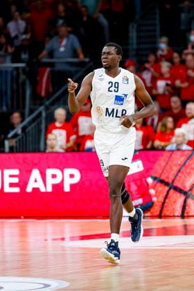 Osasumwen Osaghae MLP Academics Heidelberg, 29 Brose Bamberg MLP Academics Heidelberg easyCredit BBL Basketball Bundesliga Saison 2021 22 Spieltag 4, 17 10 2021 Bamberg, Brose Arena Copyright: DanielxLöb