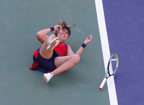 October 17, 2021 Paula Badosa of Spain celebrates winning match point against Victoria Azarenka of Belarus during the finals of the 2021 BNP Paribas Open at Indian Wells Tennis Garden in Indian Wells, California. Mandatory Photo Credit : CSM Indian Wells United States of America - ZUMAc04_ 20211017_zaf_c04_097 Copyright: xCharlesxBausx