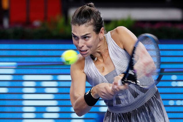 VTB Kremlin Cup 2021 International Tennis Tournament Ajla Tomljanovic of Australia returns the ball to Liudmila Samsonova of Russia during the women s singles Round of 32 tennis match of the WTA, Tennis Damen 500 VTB Kremlin Cup 2021 International Tennis Tournament at the Irina Viner-Usmanova Gymnastics Palace on October 18, 2021 in Moscow, Russia. Moscow Russia kireev-notitle211018_npT3b  Copyright: xMikexKireevx