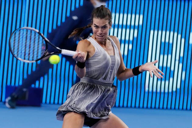 VTB Kremlin Cup 2021 International Tennis Tournament Ajla Tomljanovic of Australia returns the ball to Liudmila Samsonova of Russia during the women s singles Round of 32 tennis match of the WTA, Tennis Damen 500 VTB Kremlin Cup 2021 International Tennis Tournament at the Irina Viner-Usmanova Gymnastics Palace on October 18, 2021 in Moscow, Russia. Moscow Russia kireev-notitle211018_npvOt  Copyright: xMikexKireevx