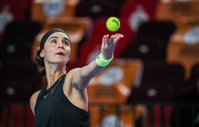 MOSCOW, RUSSIA - OCTOBER 18, 2021: Ukraineâ€™s Anhelina Kalinina in action in her womenâ€™s singles Round of 32 tennis match against Russia s Daria Kasatkina at the VTB Kremlin Cup 2021 at the Luzhniki Palace of Sports. Mikhail Tereshchenko TASS  TS114A2B