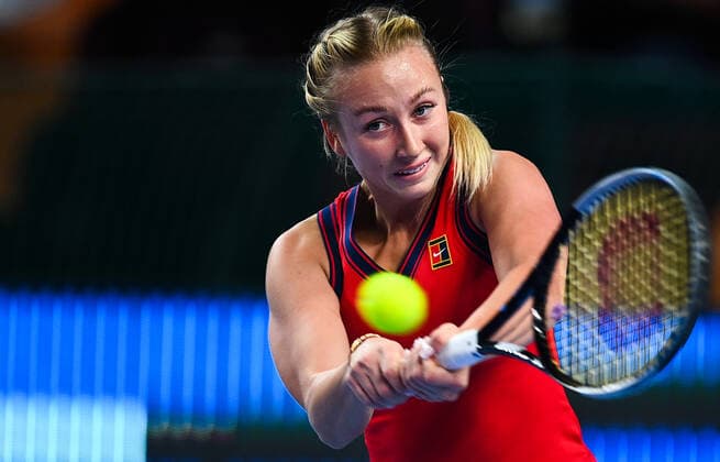 6675473 19.10.2021 Russia s Anastasia Potapova returns a shot during the women s singles first round tennis match against Romania s Simona Halep at the Kremlin Cup, in Moscow, Russia. Vladimir Astapkovich Sputnik Russia Tennis Kremlin Cup  83b5c469fc5dab61