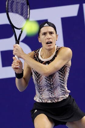 VTB Kremlin Cup 2021 International Tennis Tournament Andrea Petkovic of Germany returns the ball to Jelena Ostapenko of Latvia during the women s singles Round of 32 tennis match of the WTA, Tennis Damen 500 VTB Kremlin Cup 2021 International Tennis Tournament at the Luzhniki Palace of Sports on October 19, 2021 in Moscow, Russia. Moscow Russia  Copyright: xMikexKireevx kireev-notitle211019_npnAa
